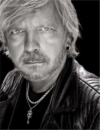 superbe chanson et tellement vrai!!!!!